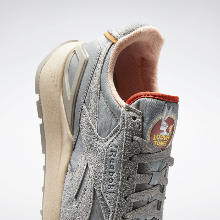 Looney Tunes x Reebok Classic Legacy AZ "Bugs Bunny"