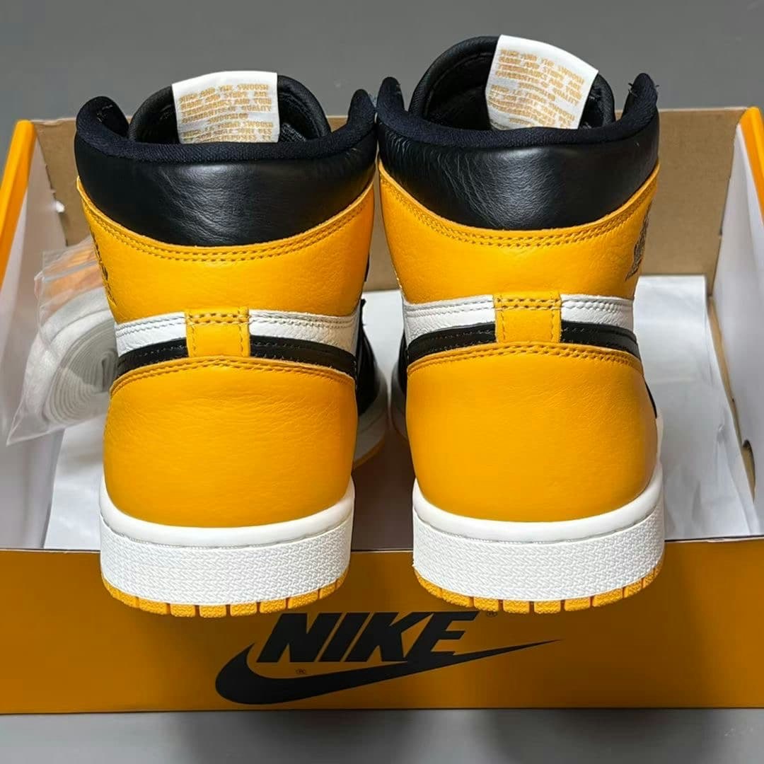 Air Jordan 1 Retro High "Yellow Toe" 