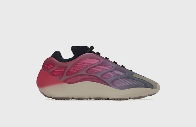 adidas Yeezy 700 V3 "Fade Carbon" 