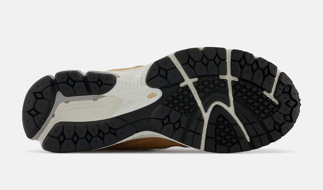 New Balance 2002R "Sweet Caramel"