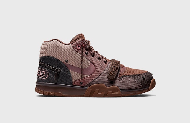 Travis Scott x Nike Air Trainer 1 "Light Choco"