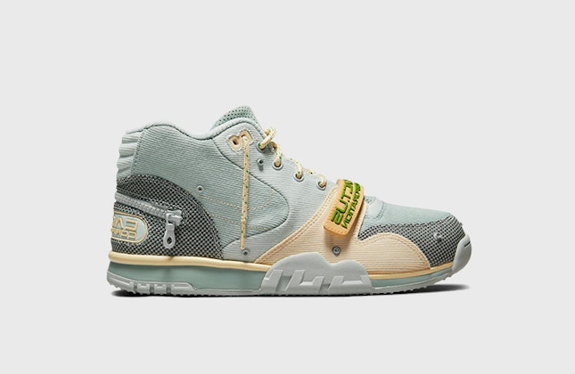 Travis Scott x Nike Air Trainer 1 "Grey Haze" Travis Scott x Nike Air Trainer 1 "Grey Haze"