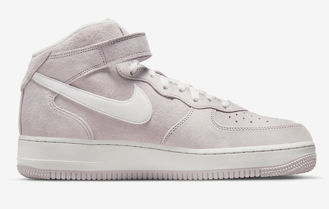 Nike Air Force 1 Mid “Venice”
