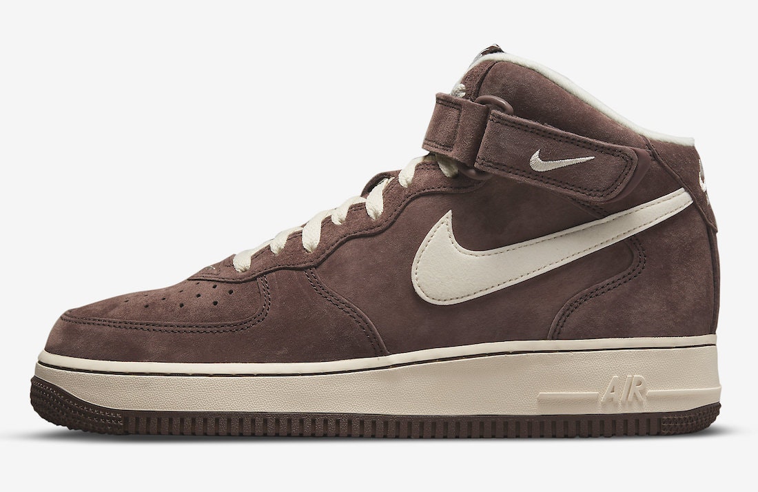 Nike Air Force 1 Mid ’07 QS "Chocolate"