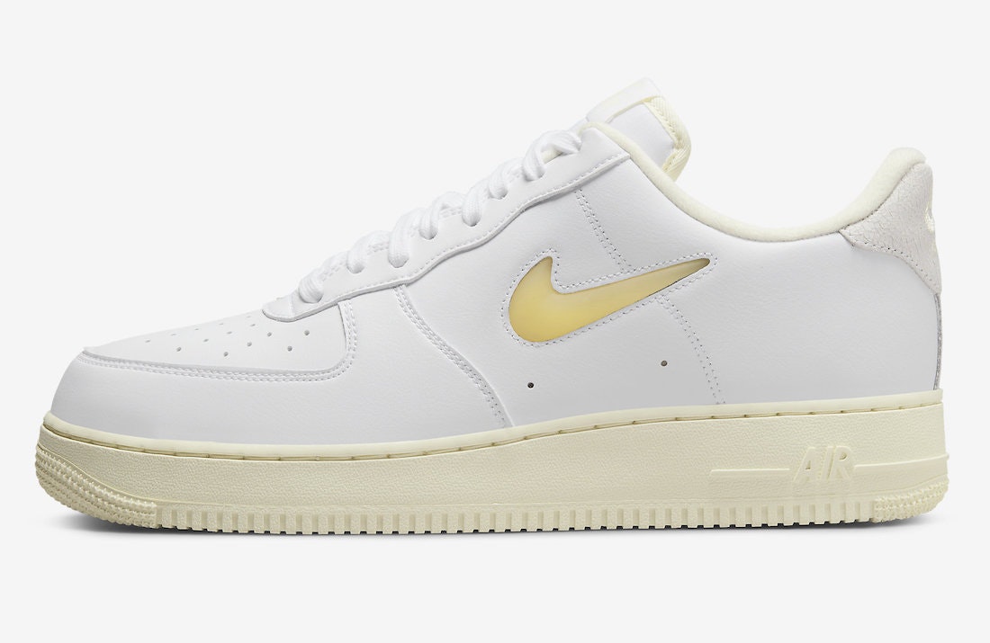 Nike Air Force 1 Low "Pale Vanilla"