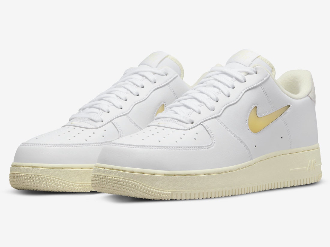 Nike Air Force 1 Low "Pale Vanilla"