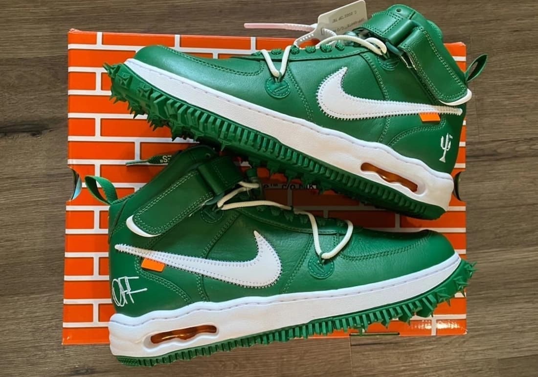 Off-White x Nike Air Force 1 Mid "Pine Green"