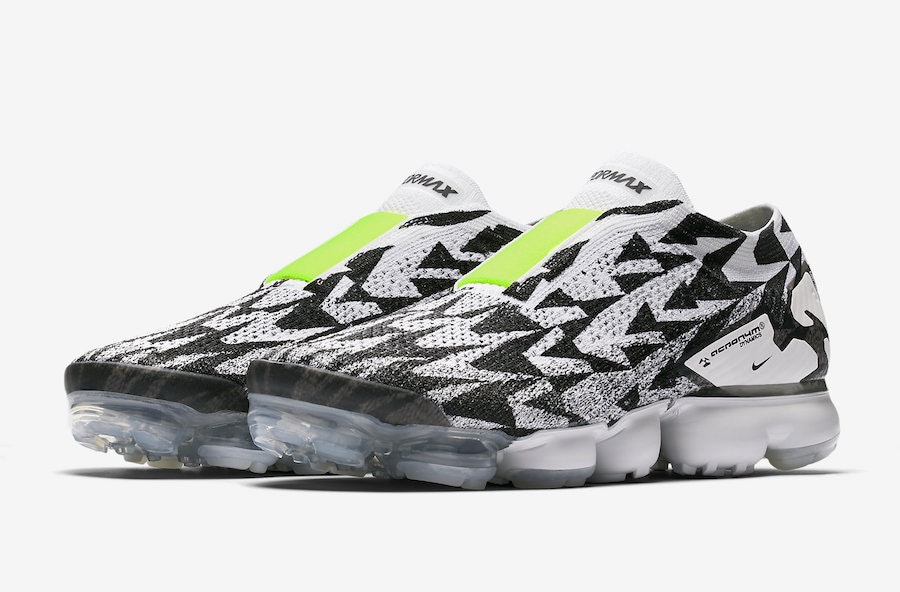 Acronym x Nike Air VaporMax Moc 2 "Light Bone"