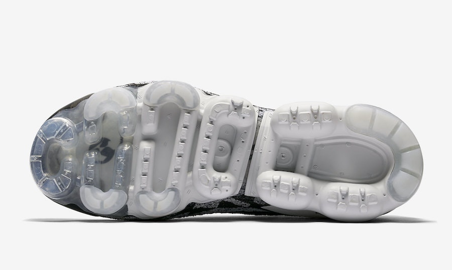 Acronym x Nike Air VaporMax Moc 2 "Light Bone"