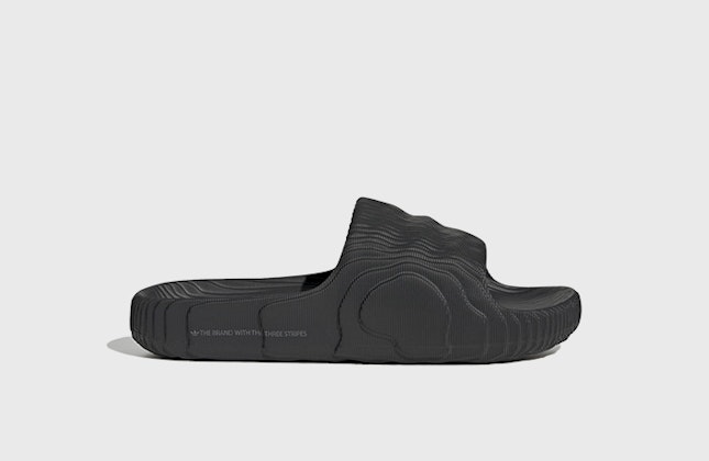 adidas Adilette 22 "Carbon" adidas Adilette 22 "Carbon"
