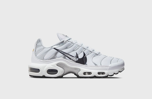 Nike Air Max Plus "Shadow Swoosh" Nike Air Max Plus "Shadow Swoosh"