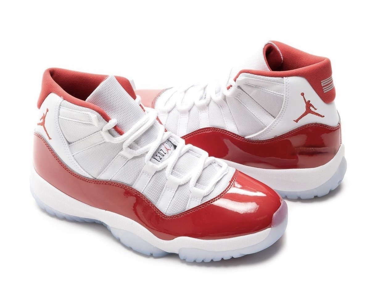 Air Jordan 11 "Cherry" 