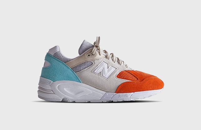 Ronnie Fieg x New Balance 990v2 "Cyclades"