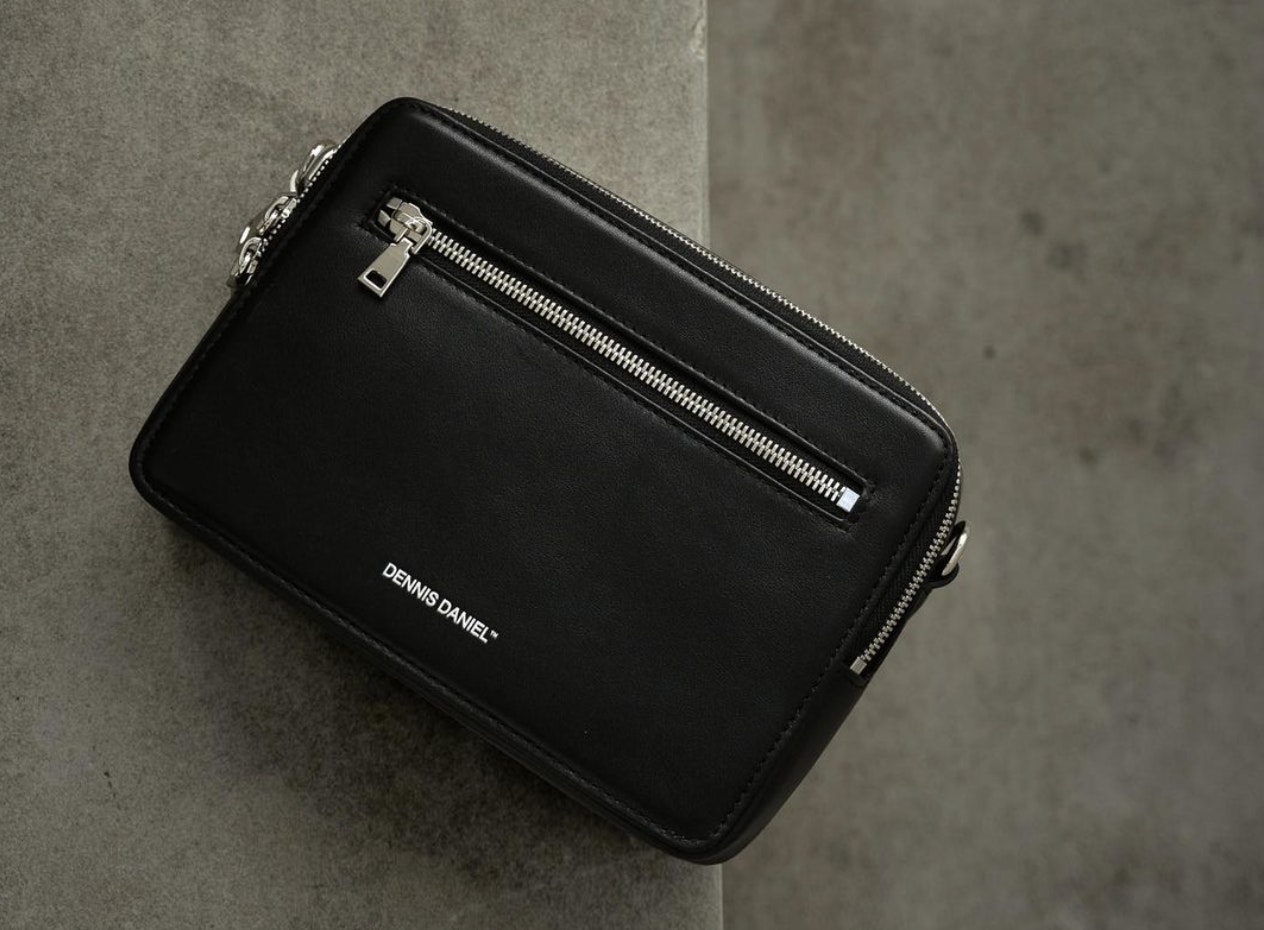 Dennis Daniel - Shoulderbag Restock