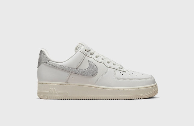 Nike Air Force 1 Low "Silver Swoosh" Nike Air Force 1 Low "Silver Swoosh"
