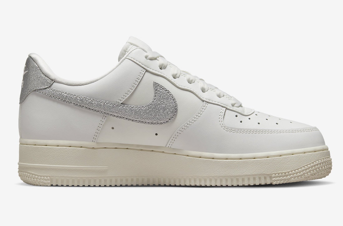 Nike Air Force 1 Low “Silver Swoosh”