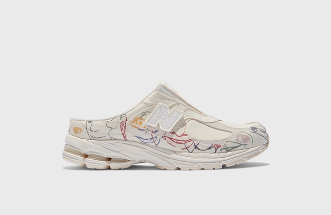 Bryant Giles x New Balance 2002R Slip-On “The Artist’s Shoe” Bryant Giles x New Balance 2002R Slip-On “The Artist’s Shoe”