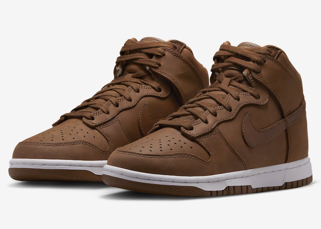 Nike Dunk High "Chocolate"