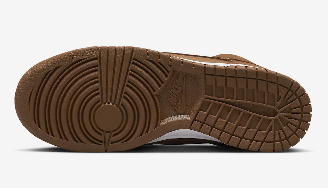 Nike Dunk High "Chocolate"