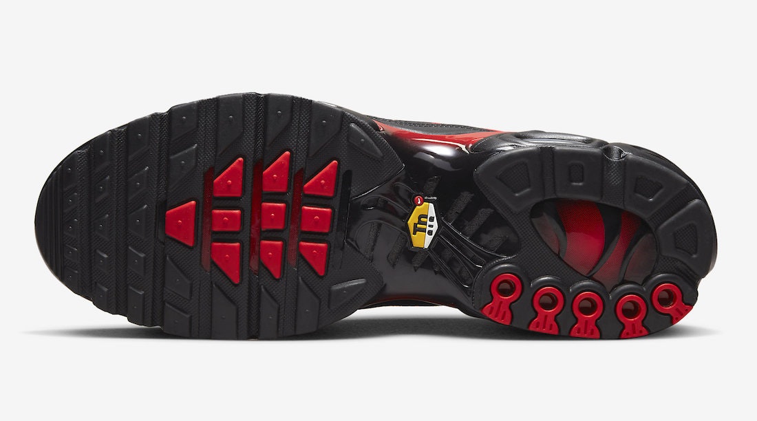 Nike Air Max Plus "Bred Reflective"