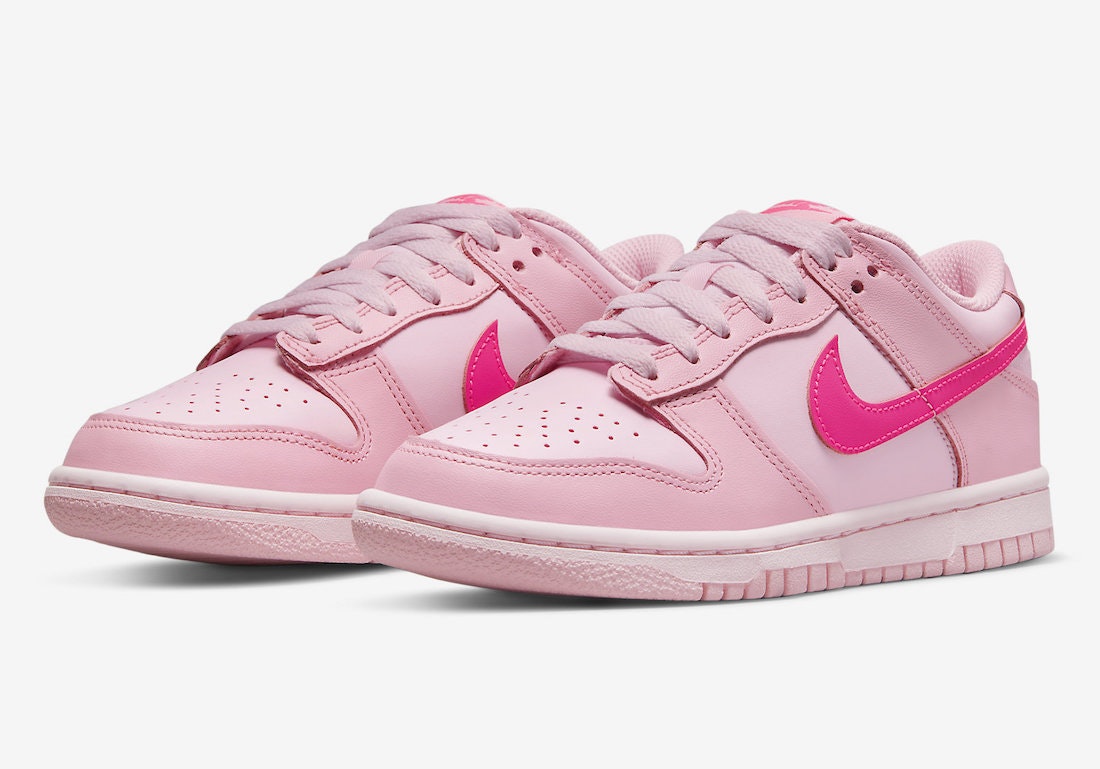 Nike Dunk Low GS “Triple Pink”