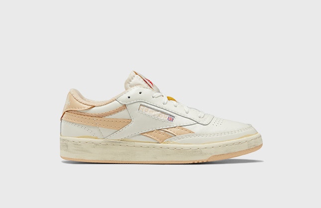 Reebok Club C 85 Vintage "Weathered Beige"