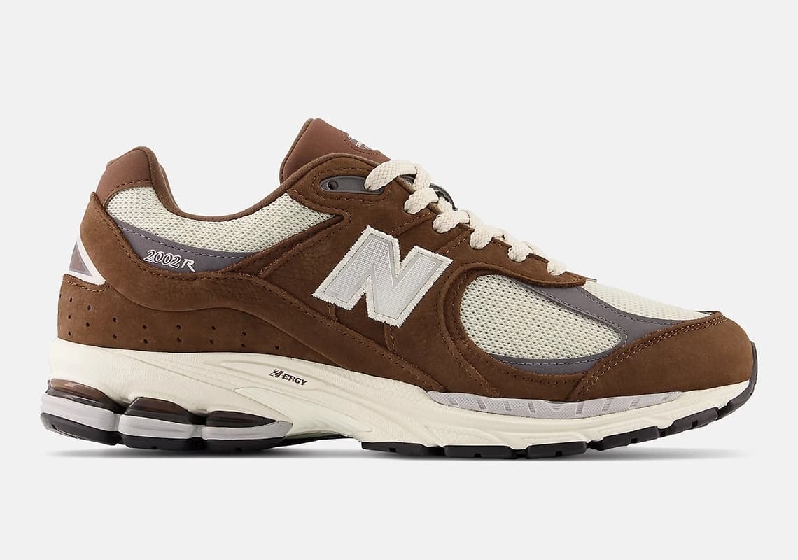 New Balance 2002R "Brown/Cream"