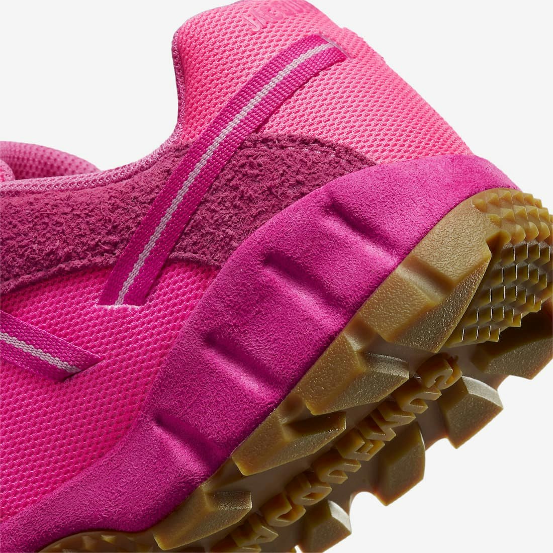 Jacquemus x Nike Air Humara "Pink Flash"