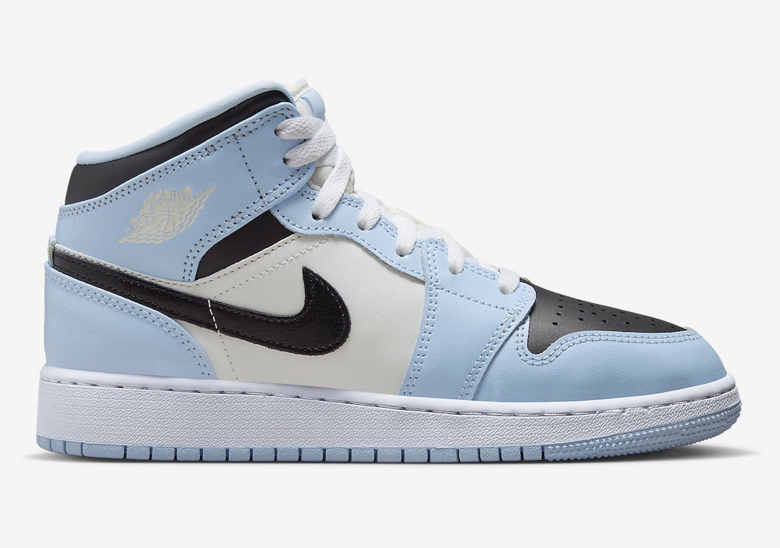 Air Jordan 1 Mid GS "Ice Blue"