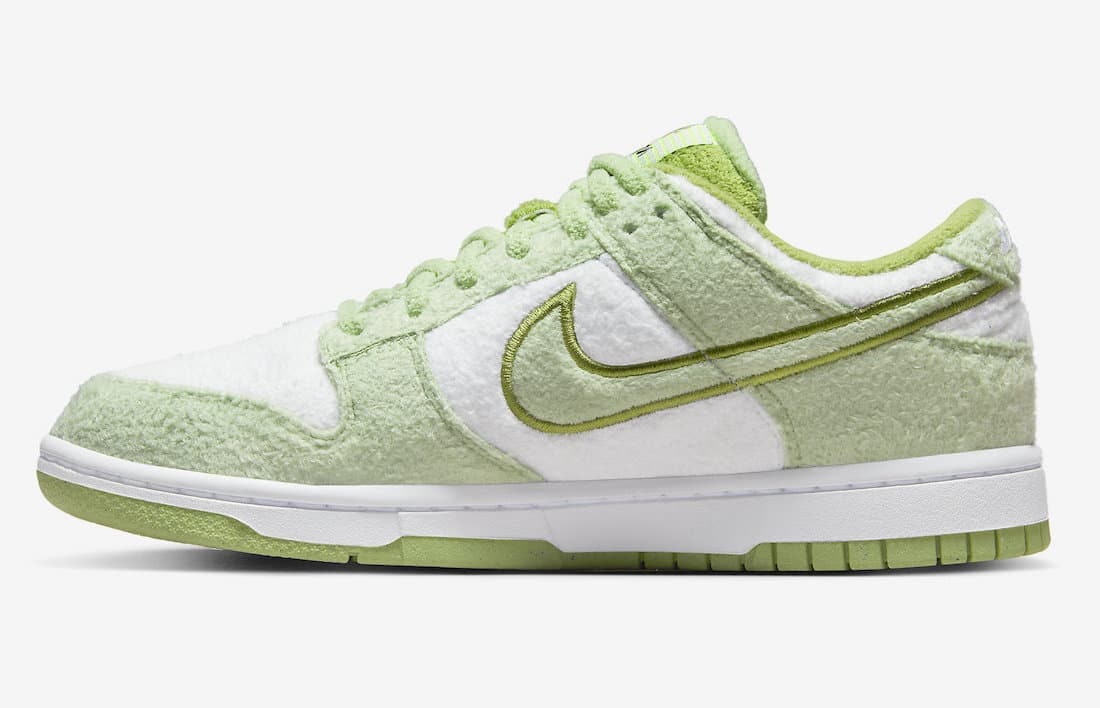 Nike Dunk Low "Fleece" (Green)