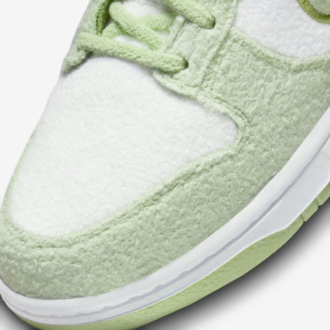 Nike Dunk Low “Fleece” (Green)