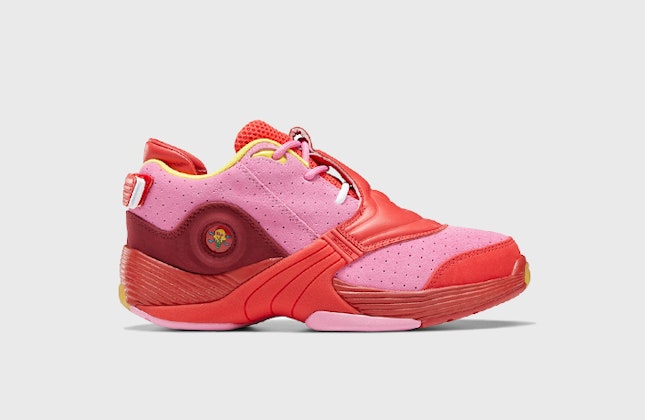 BBC x Reebok Answer V "Ice Cream" (Pink) BBC x Reebok Answer V "Ice Cream" (Pink)