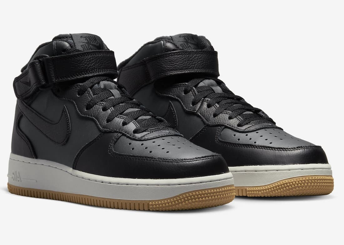 Nike Air Force 1 Mid "Black Gum"