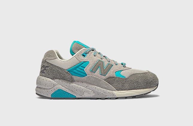 Palace x New Balance 580 "New Wave" (Grey) Palace x New Balance 580 "New Wave" (Grey)