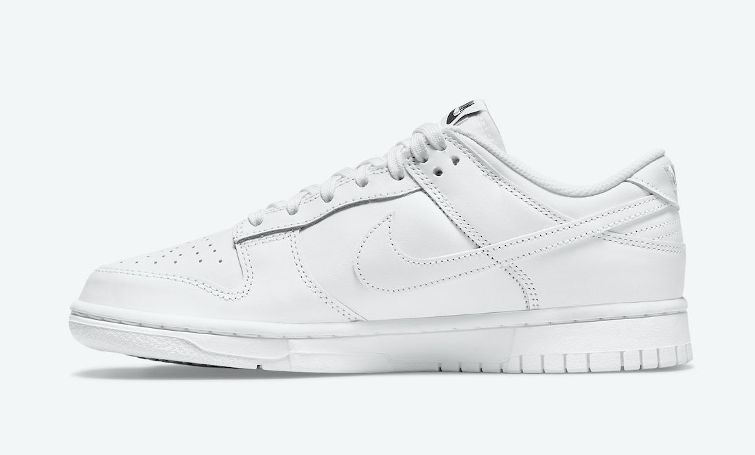 Nike Dunk Low "Triple White"