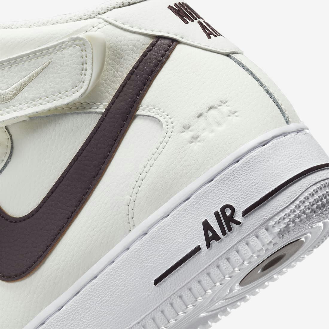 Nike Air Force 1 Mid "40th Anniversary"