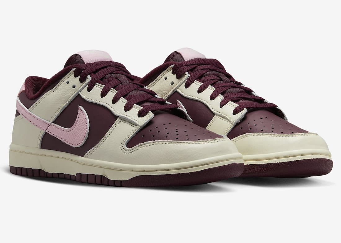 Nike Dunk Low "Valentine’s Day"