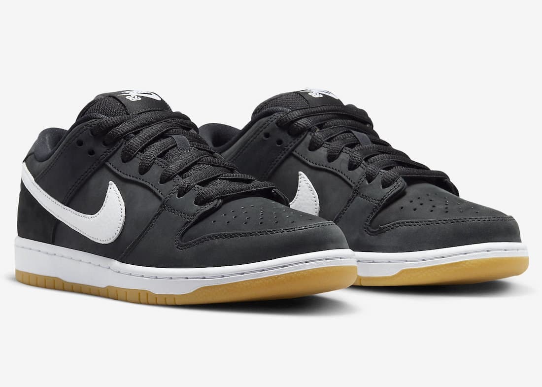 Nike SB Dunk Low "Black Gum"