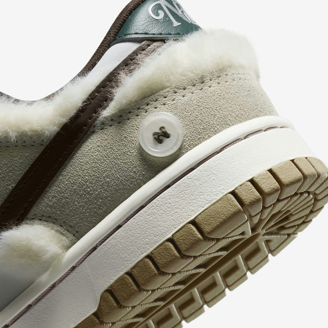 Nike Dunk Low "Plush"