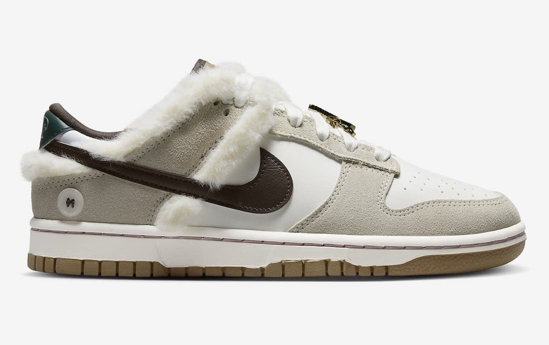 Nike Dunk Low "Plush"