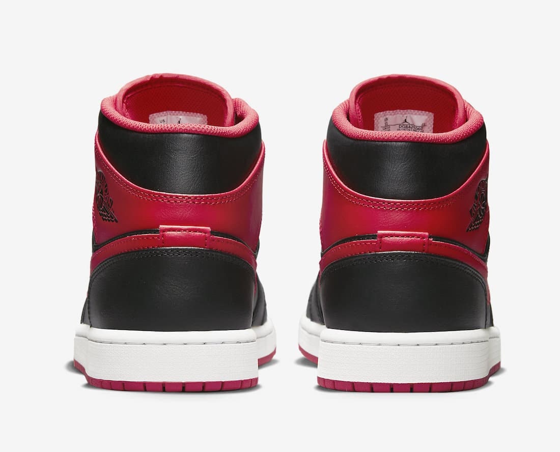 Air Jordan 1 Mid "Alternate Bred"