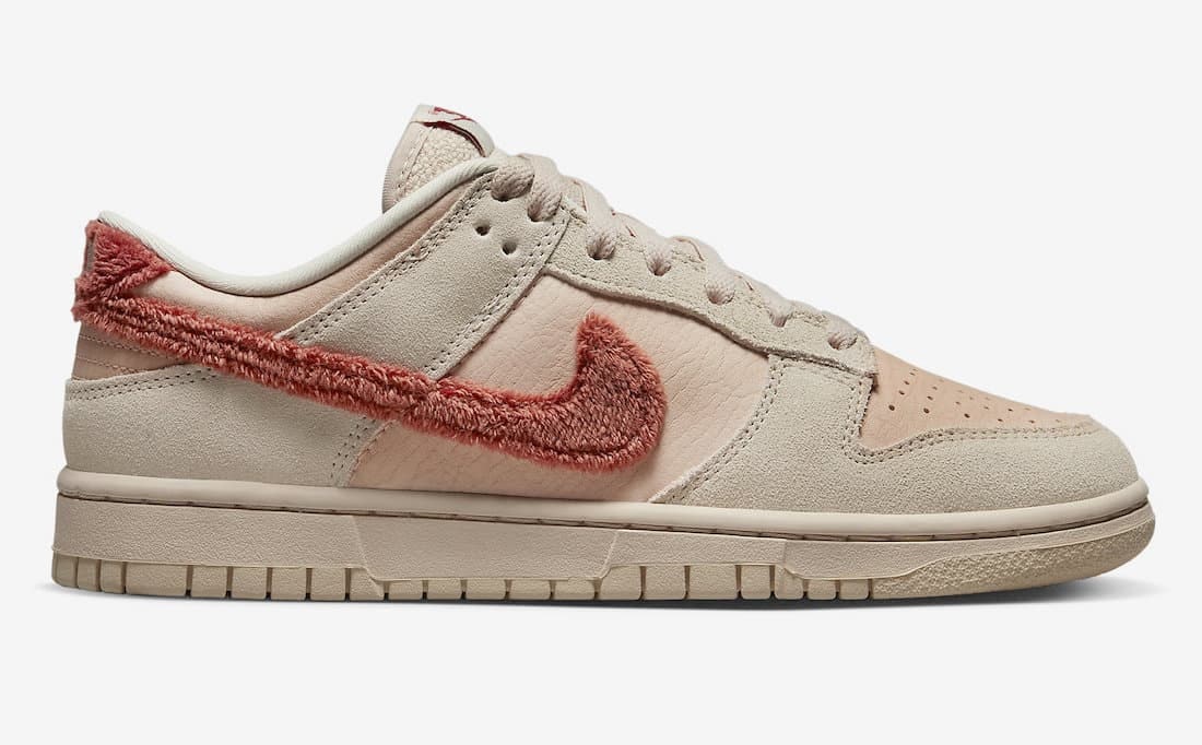 Nike Dunk Low "Terry Swoosh"