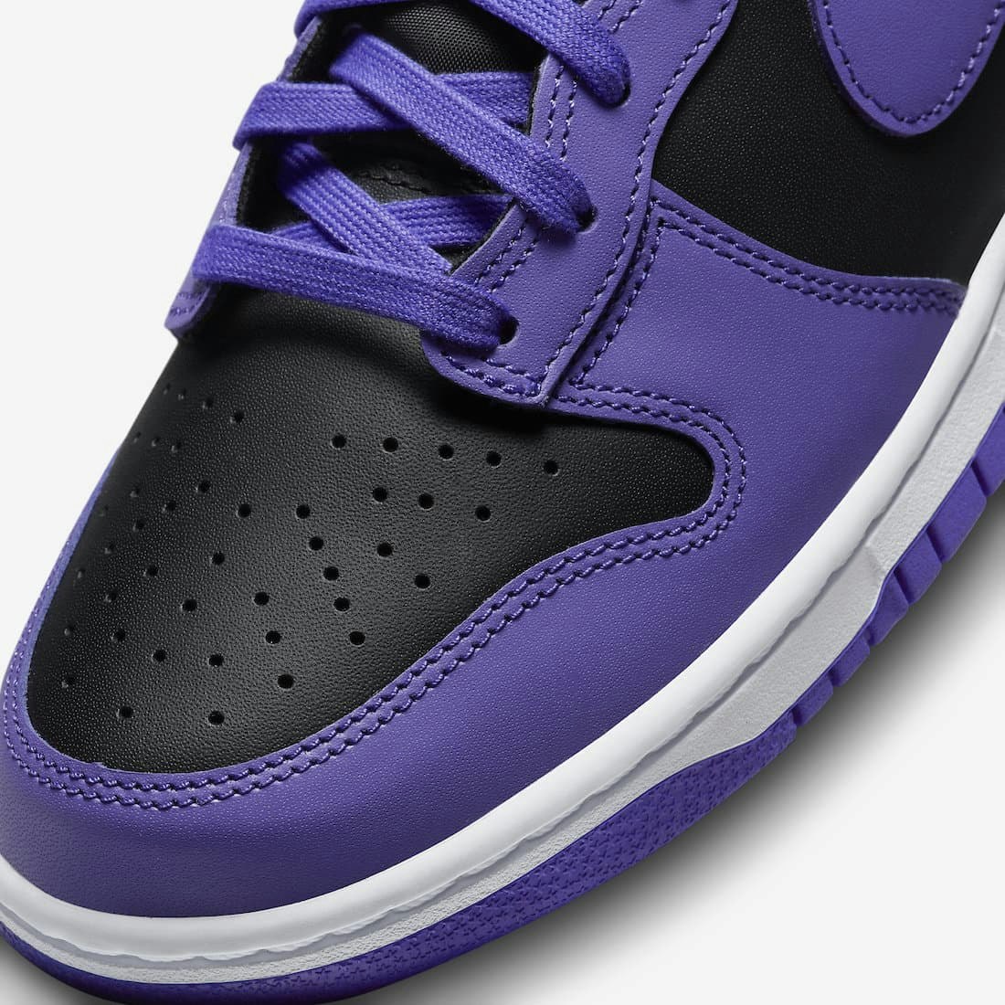 Nike Dunk High "Psychic Purple"