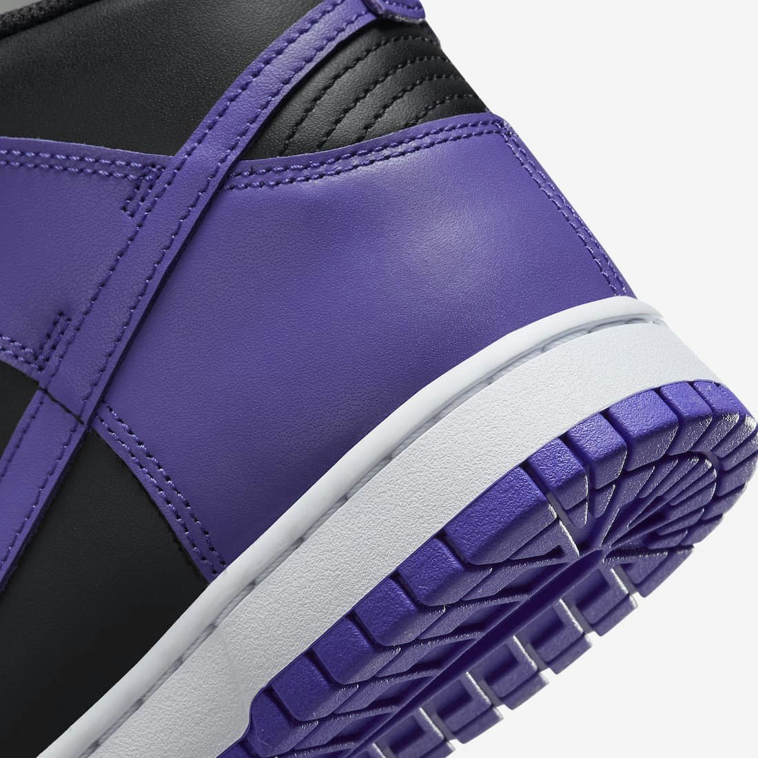 Nike Dunk High "Psychic Purple"