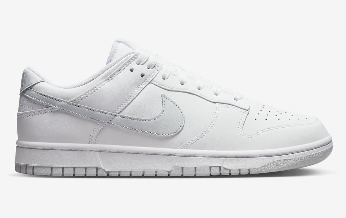 Nike Dunk Low "Pure Platinum"