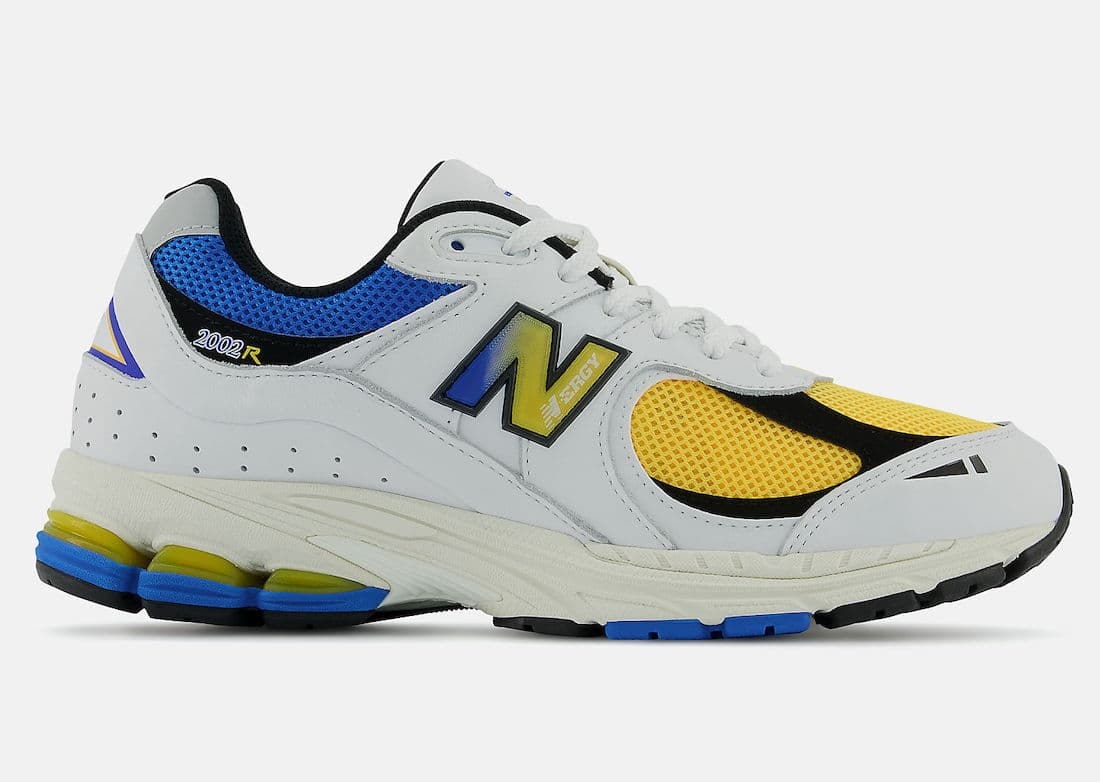 New Balance 2002R "Vibrant Apricot"