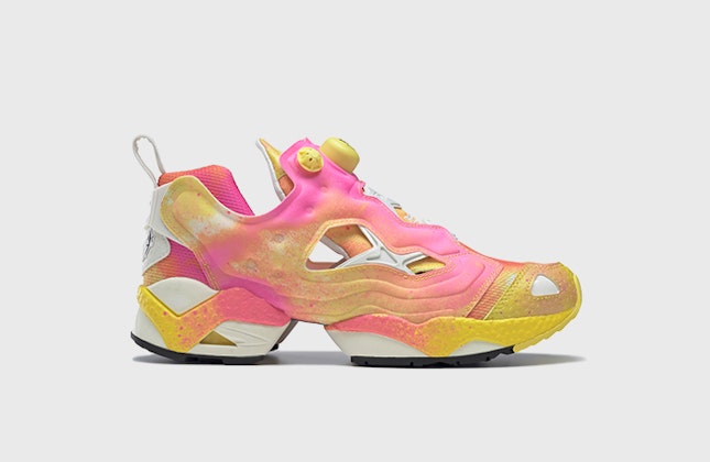 Smiley x Reebok Instapump Fury "Mystic Pink"