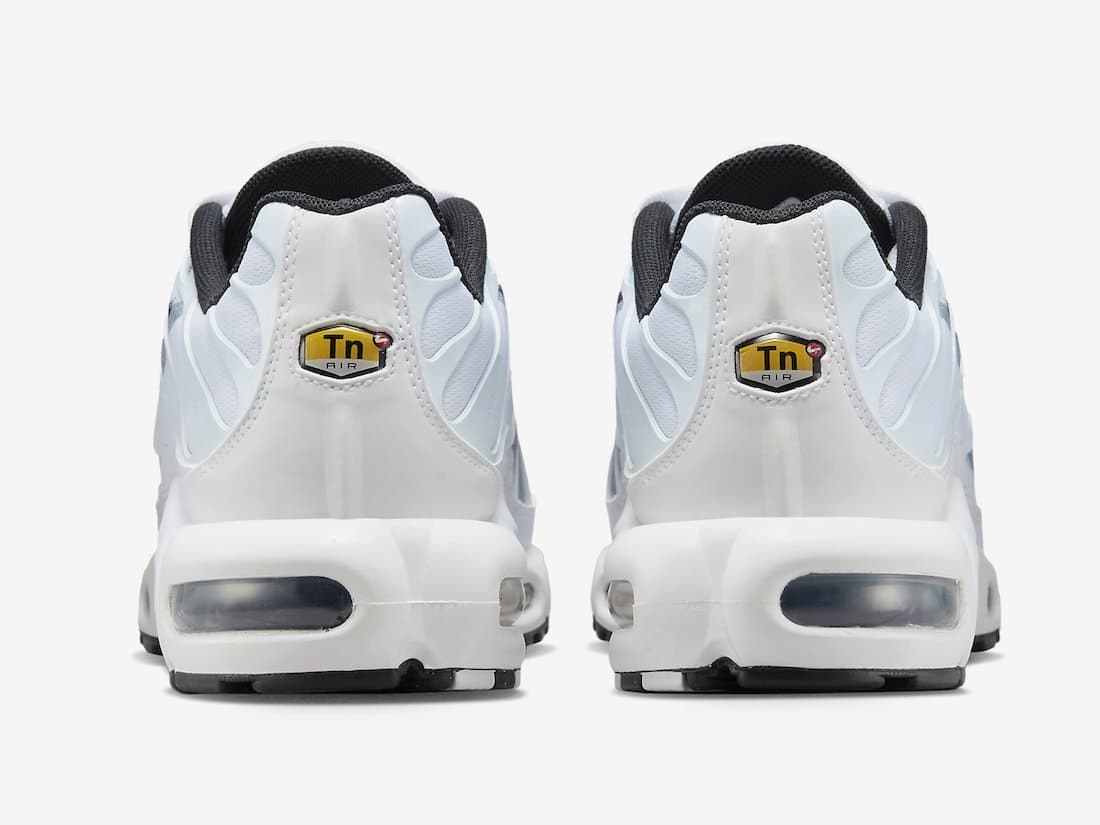 Nike Air Max Plus "Double Spray Swoosh"