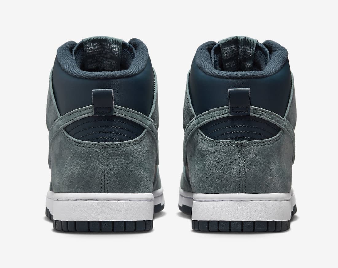 Nike Dunk High "Dark Green"