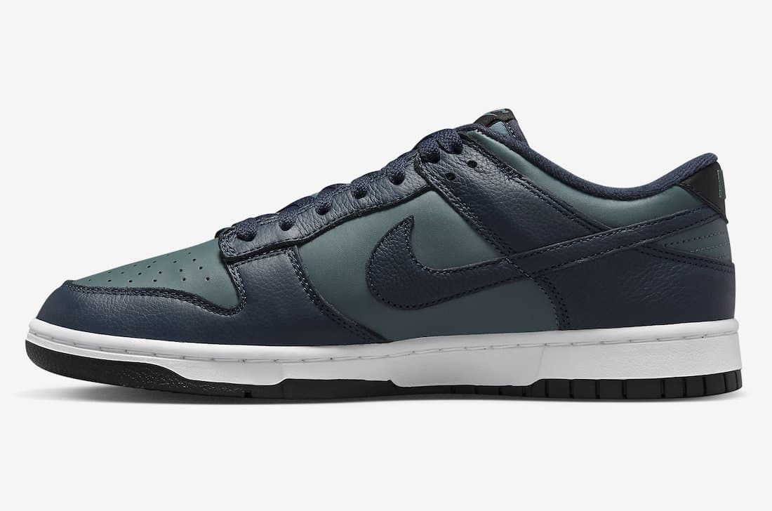 Nike Dunk Low "Dark Blue"